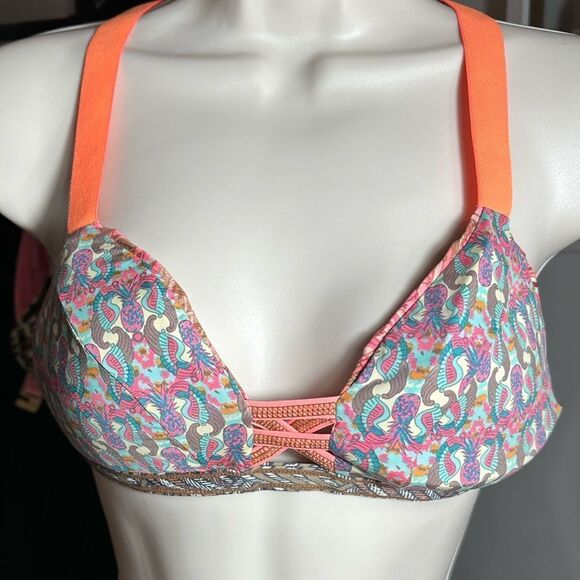 Maaji Neon Coral Pink Pineapple Sea Horse Print Reversible Bikini Top - Picture 1 of 9